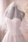 Eternabloom™ – Pearl Bow Short Bridal Veil